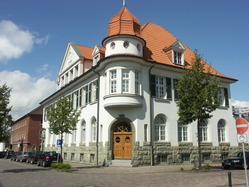 Altes Postgebäude heute Grundbuchamt